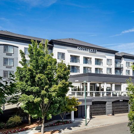 Courtyard By Marriott Portland North Hotel Exterior photo